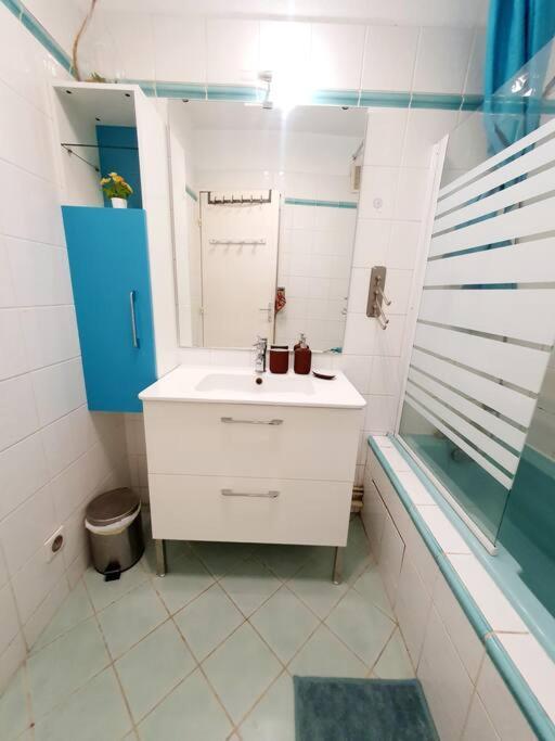 Appartement Avec 3 Chambres 80M2 Plein Sud Marignane Esterno foto