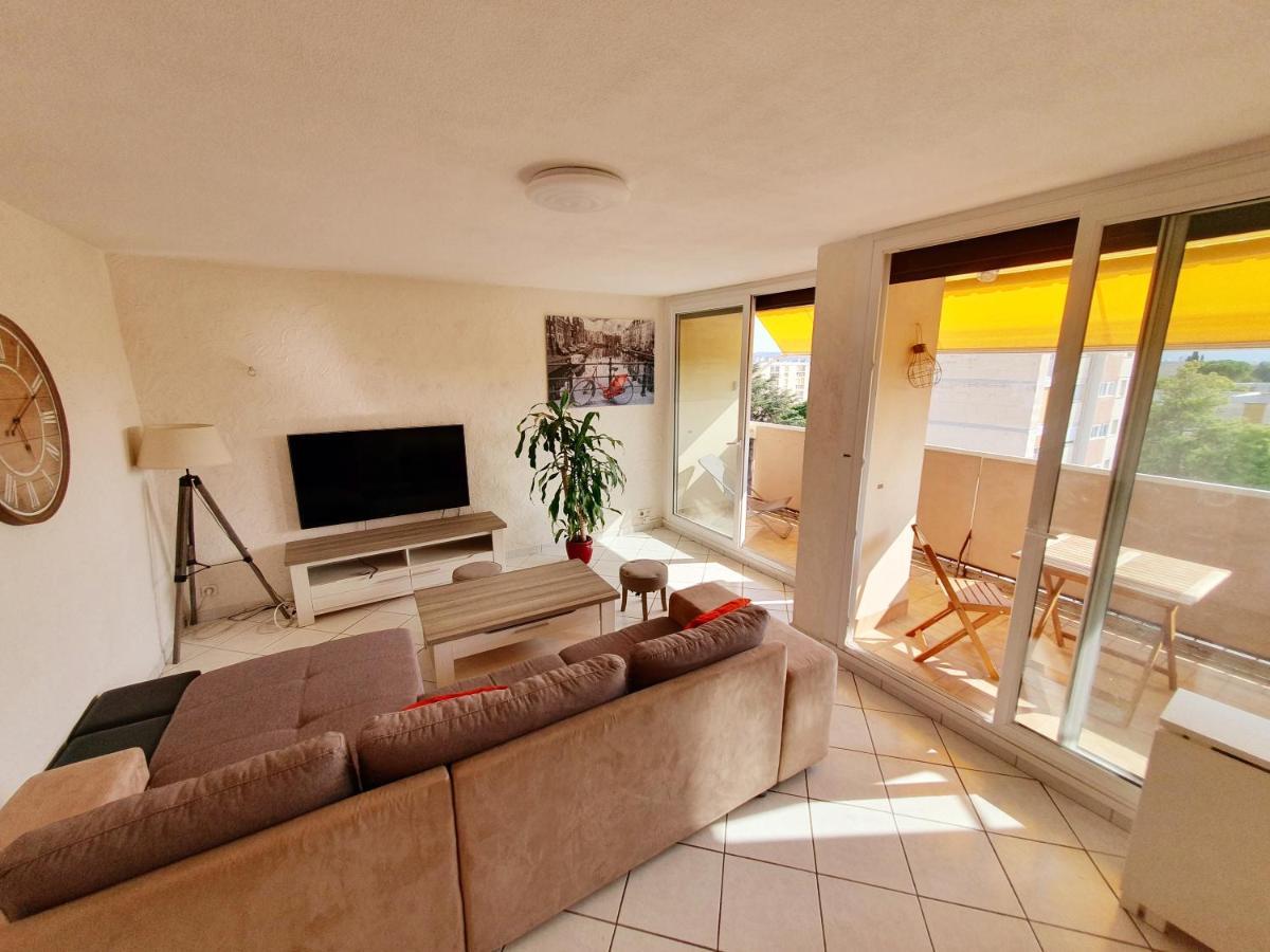 Appartement Avec 3 Chambres 80M2 Plein Sud Marignane Esterno foto